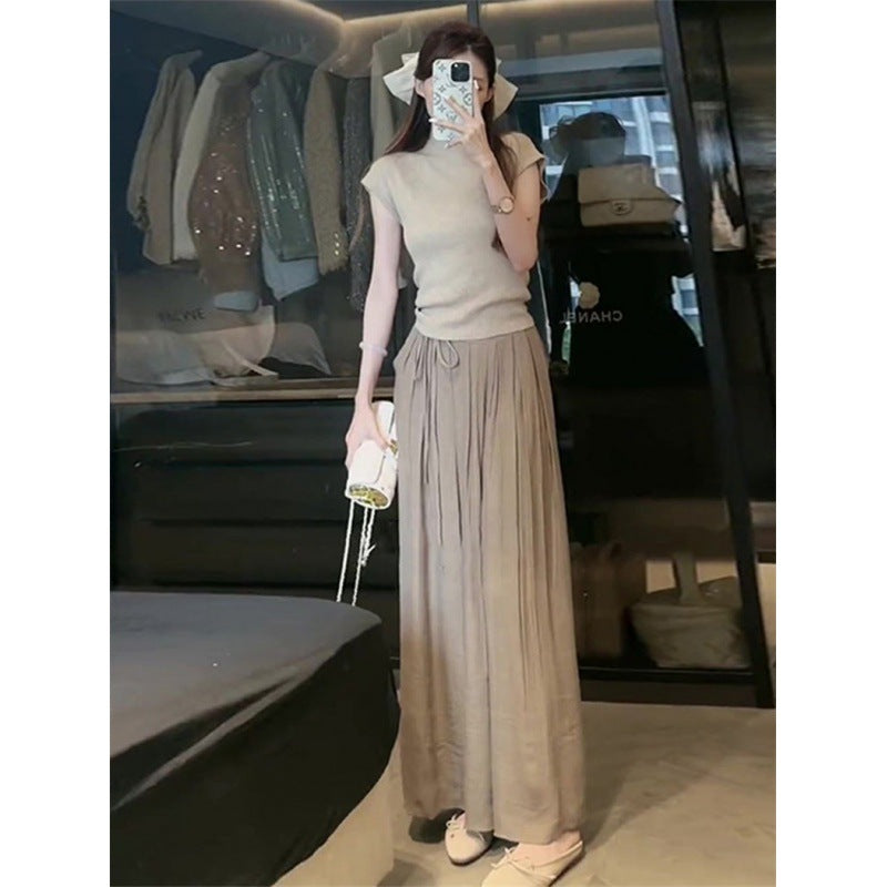 2025 Internet celebrity age-reducing royal sister light and mature salt series high-end fragrance casual wide-leg pants professional two-piece suit female summer