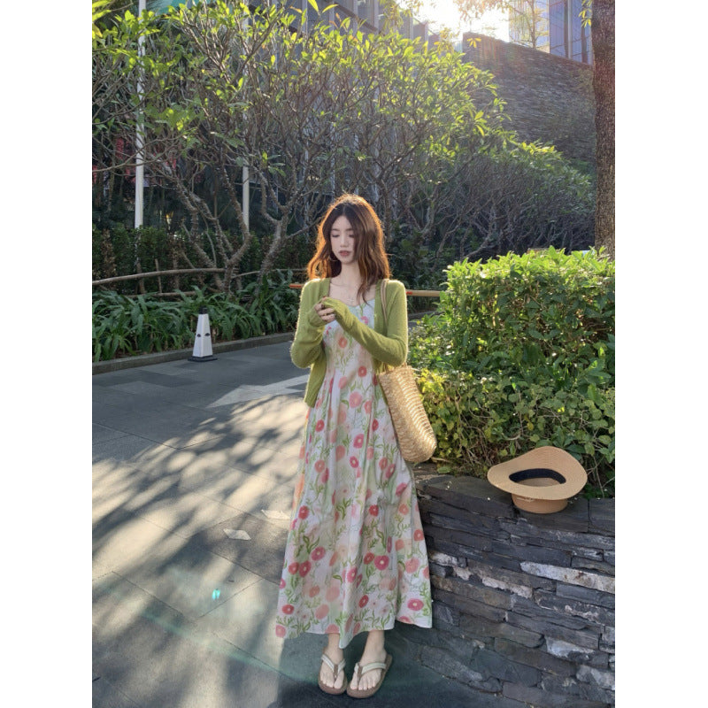 2025 spring and summer new outing travel wear Korean version of pure desire floral dress women's thin suspender skirt