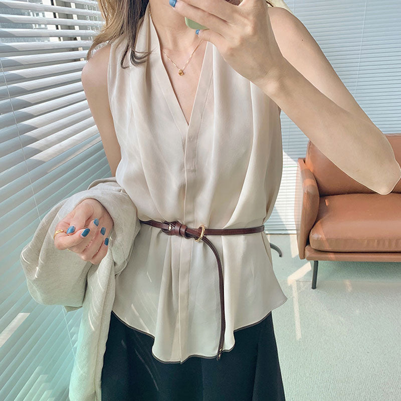 2025 Silk suspender sleeveless mulberry silk shirt design sense  summer white women's sleeveless shirt niche top