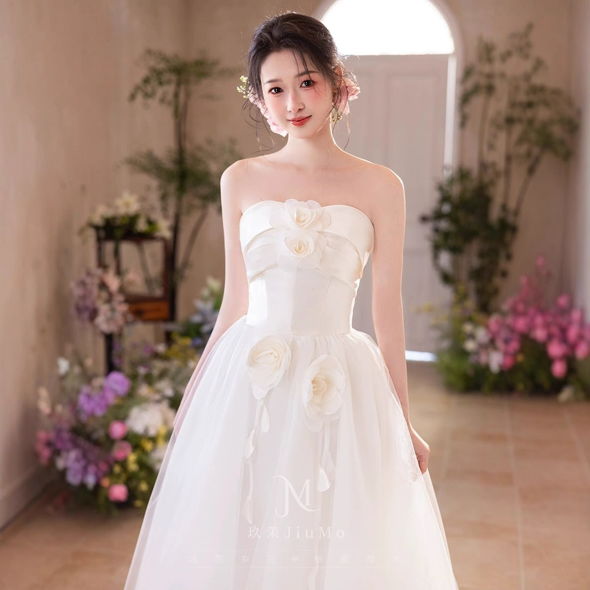 2025 new light wedding dress white tube top dress bride wedding engagement certificate mesh dress dress
