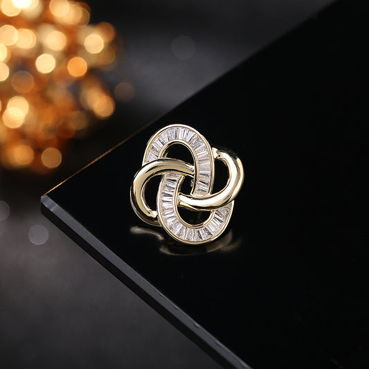 2025 Neckline decoration new brooch wholesale simple hollow inlaid zircon spike needle accessories cardigan anti-light small collar pin