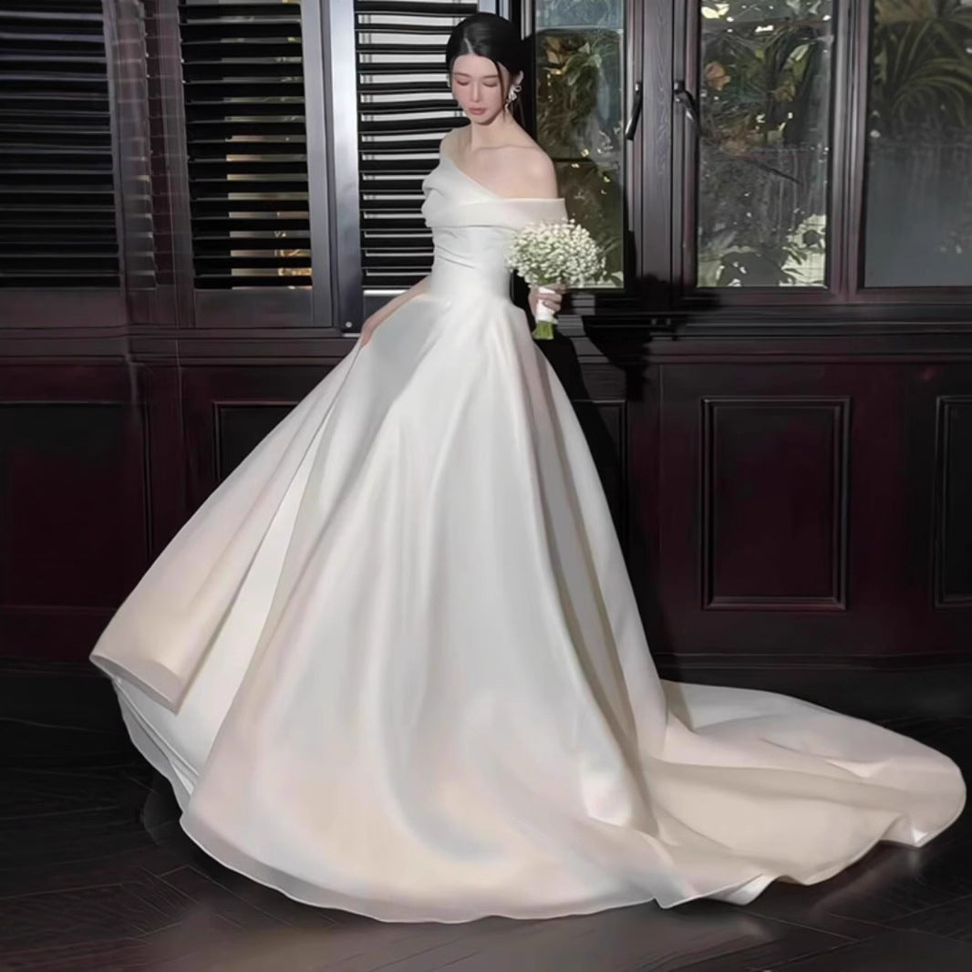 2025 one-word shoulder light wedding dress simple light luxury high-end bride Mori super fairy dress trailing to welcome guests out of the house