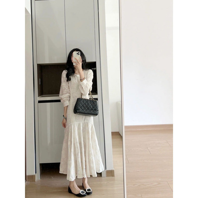 2025 This year, it is popular to wear the new tea series in spring  with a  high-end chiffon long-sleeved dress.