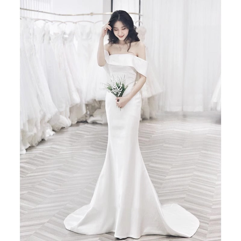 2025 One-word shoulder sexy backless satin light wedding dress simple atmosphere trailing  new thin fishtail bride wedding