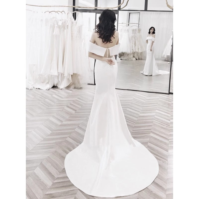 2025 One-word shoulder sexy backless satin light wedding dress simple atmosphere trailing  new thin fishtail bride wedding
