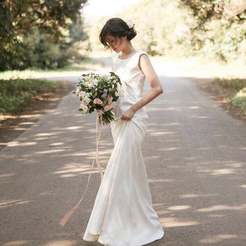 2025 New thin long light wedding dress Mori retro going out yarn bridal dress travel photography simple high-end dress skirt