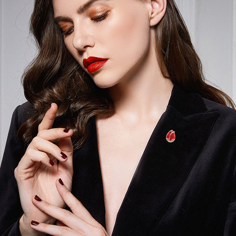 2025 New Korean tulip brooch fashionable personalized oil drop pin gold micro-inlaid zircon small collar wholesale