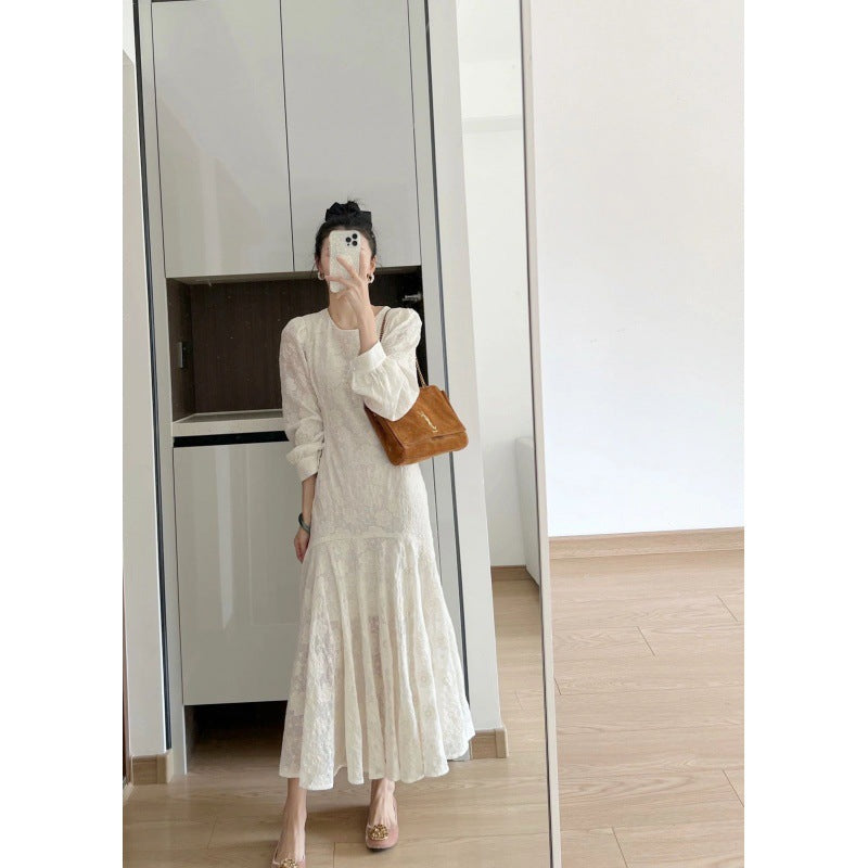 2025 This year, it is popular to wear the new tea series in spring  with a  high-end chiffon long-sleeved dress.