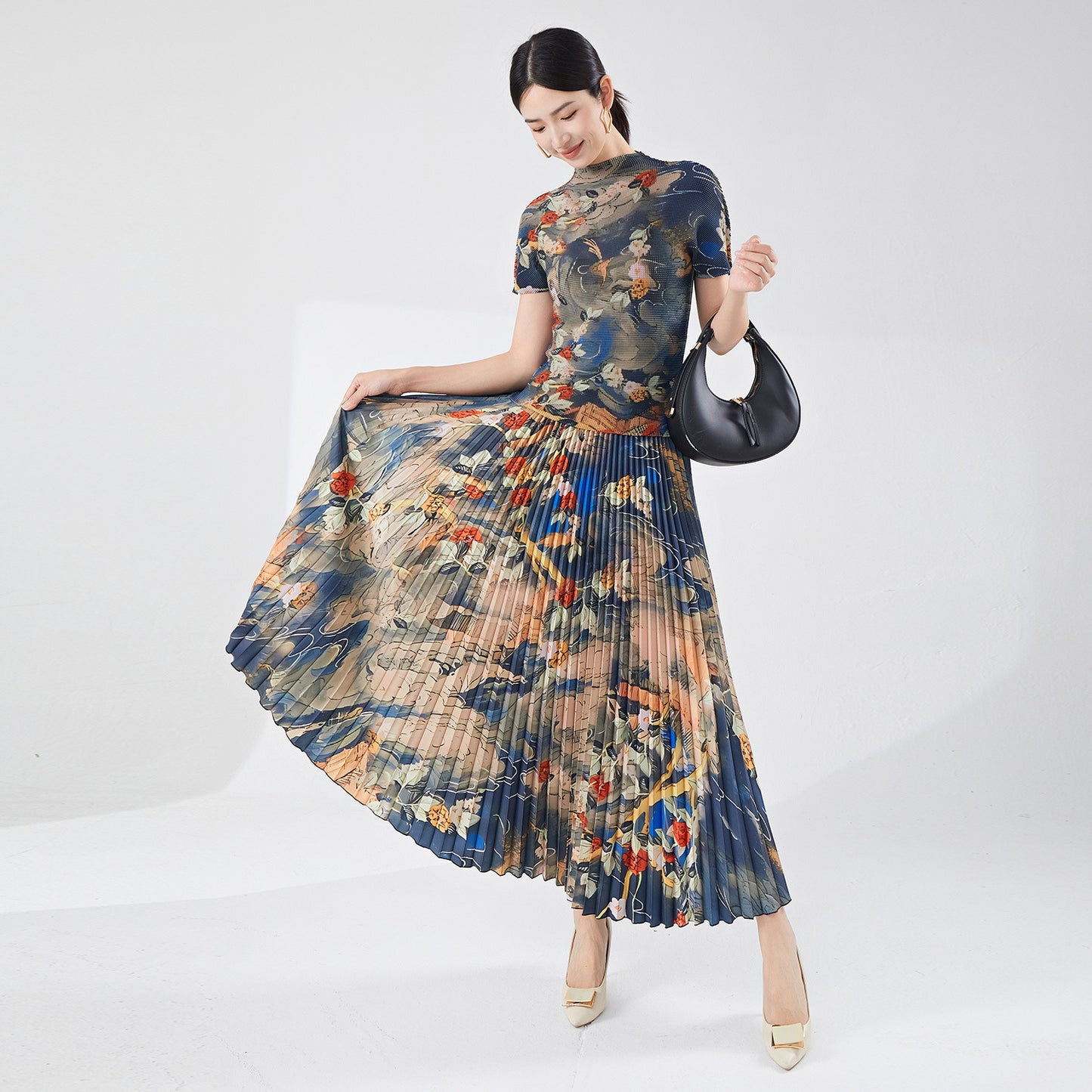 2025 suit women's clothing high-end sense summer retro temperament fashion printing small man unique suit skirt two-piece set