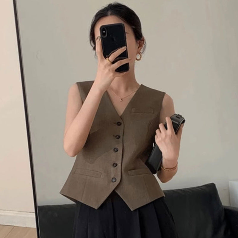 2025 Premium sense retro collar suit vest jacket women's new temperament light mature short vest cardigan