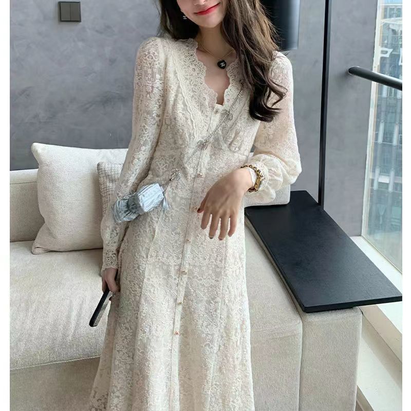 2025 Autumn and winter new lace dress  beautiful fairy dress temperament thin inner long dress popular spring first love