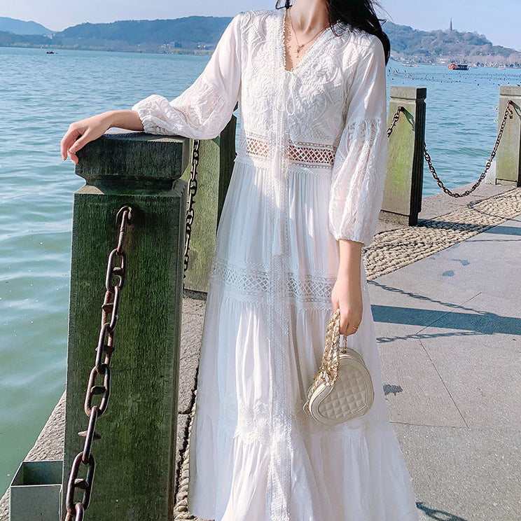2025 Spot popular popular dress summer and autumn white sweet  bubble sleeve knee long dress beach dress travel