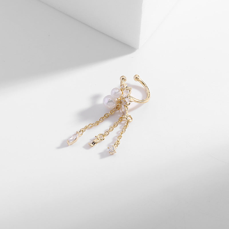 2025 Niche design Dongmen earrings are simple and versatile ear clips, ear buckles, pearl zircon tassel, no ear piercings, ear bone clips.