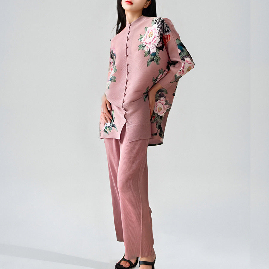 2025 Retro pleated set, Popular style two-piece set for women, age reduction, thinness, meat covering, fat sister, autumn wear for women A complete set