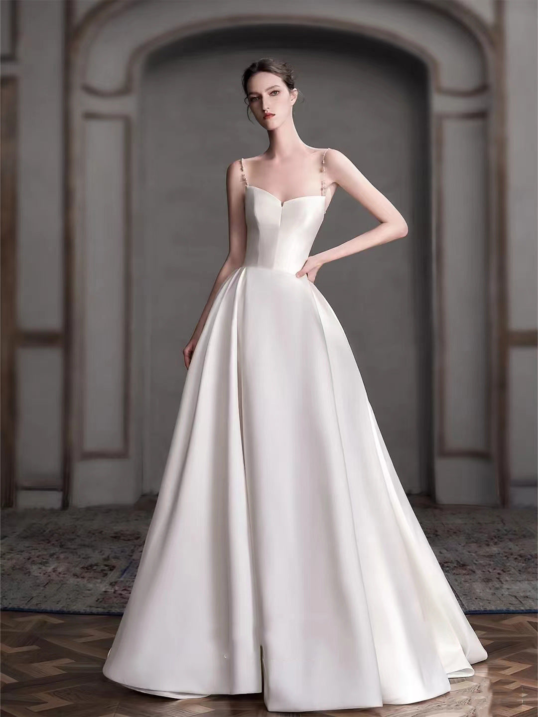 2025 suspender light wedding dress  new high-end light luxury bridal temperament going out yarn satin banquet dress skirt women