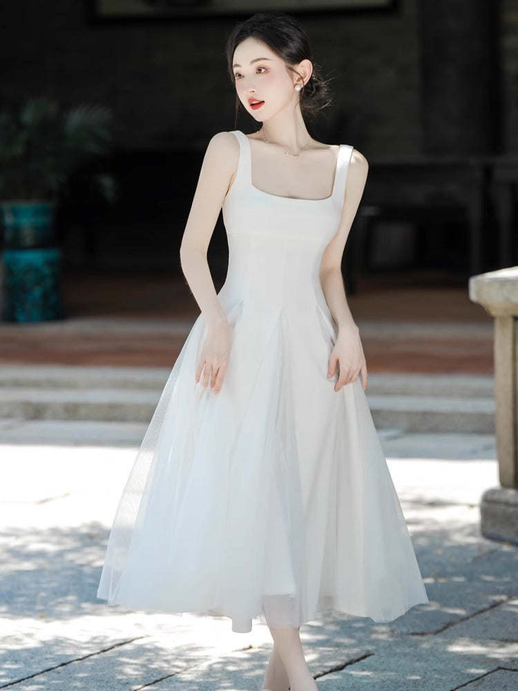 2025 princess on the run dress skirt can usually be worn to receive a certificate, small white dress, light wedding dress, white suspender dress, women