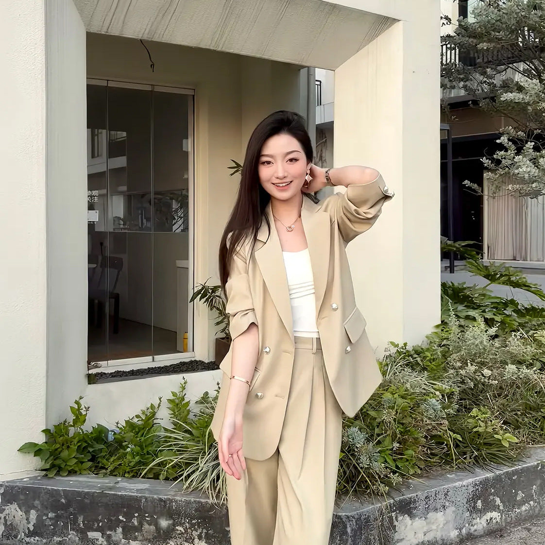 Casual suit women's 2025 new fashion spring warm sun shopping suit thin meat cover two-piece New