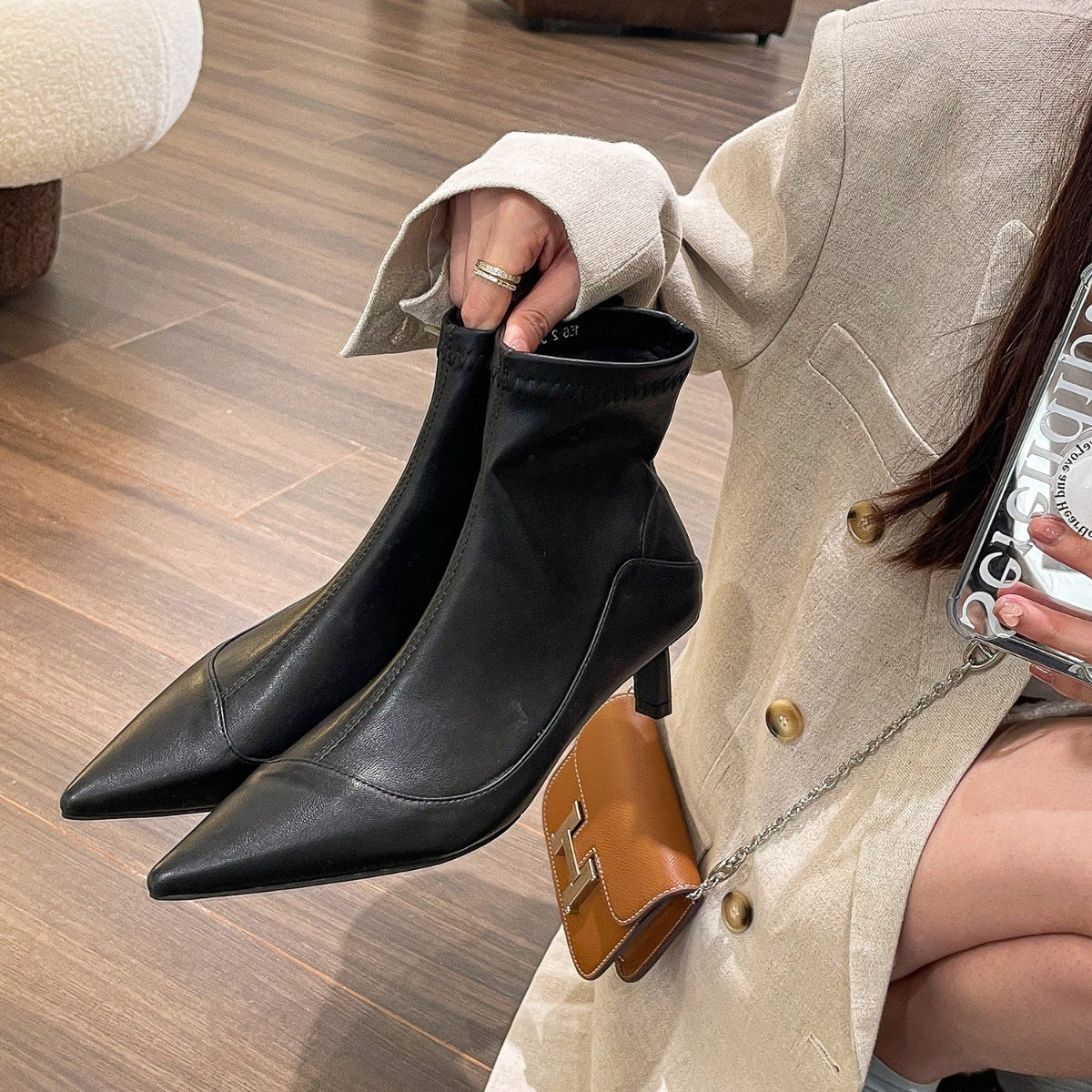 2025 popular spring and autumn new retro splicing pointed short boots women's autumn new soft leather kitten and elastic thin boots