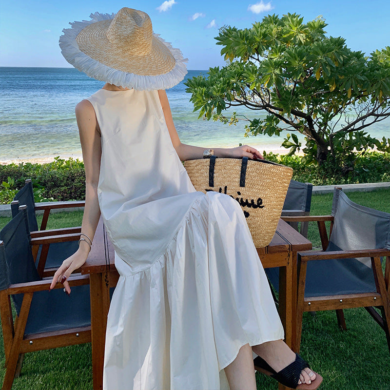 2025 Design backless sleeveless dress women's summer high-end gentle wind pleated splicing belly-covering holiday dress