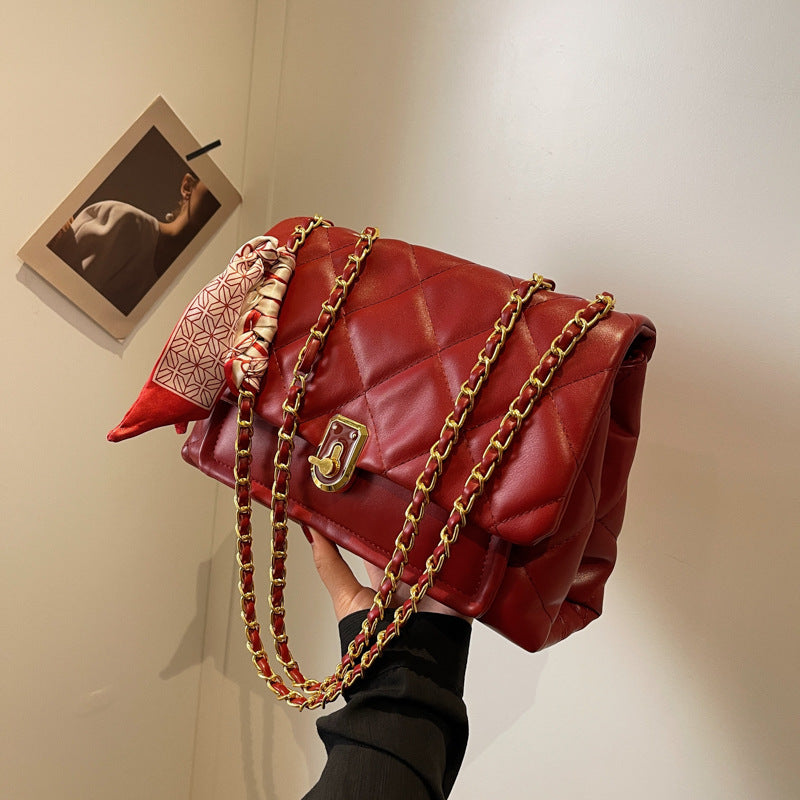 BENPAOLV 2025 Fashion classic embroidery thread rhombus small square bag texture chain shoulder bag new small fragrant style large capacity simple messenger