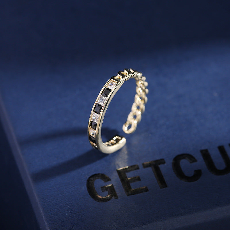 2025 Korean version of simple and versatile ring temperament opening adjustable ring niche design black and white checkerboard tail ring