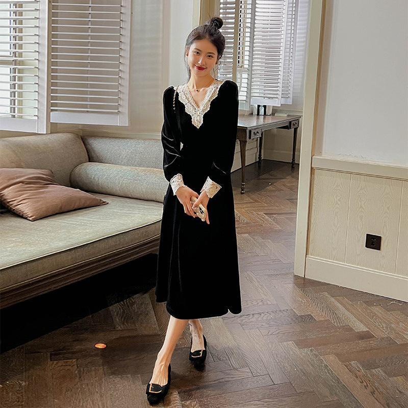 2025 Hepburn style black young velvet dress women's spring dress new high-end temperament slim