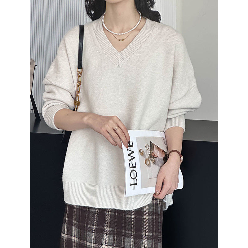 2025 popular autumn new knitted sweater top women's Korean V-neck loose soft waxy comfortable solid color sweater 7032