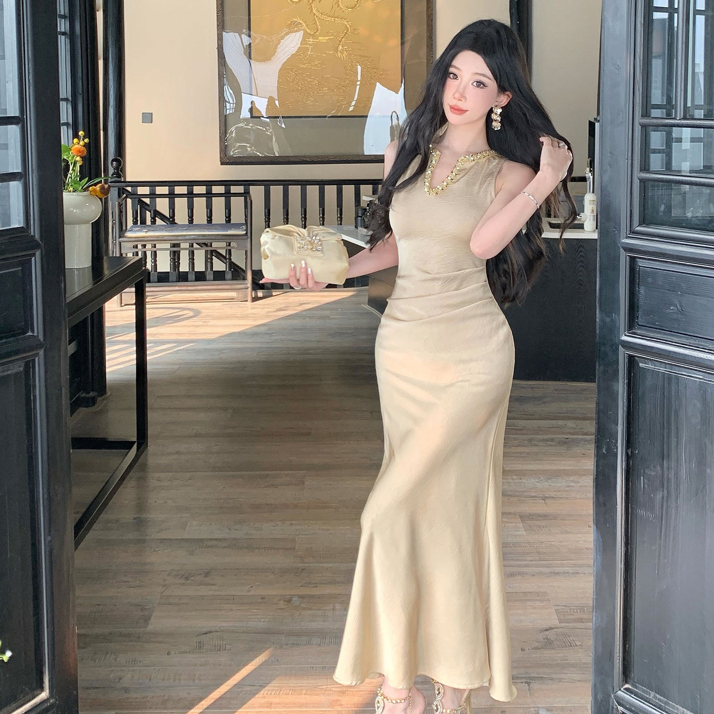 Sequined Beaded Celebrity Women's Clothing 2025 New Chinese U-Neck Sleeveless Party Dress Banquet Long Dress Bag Arm