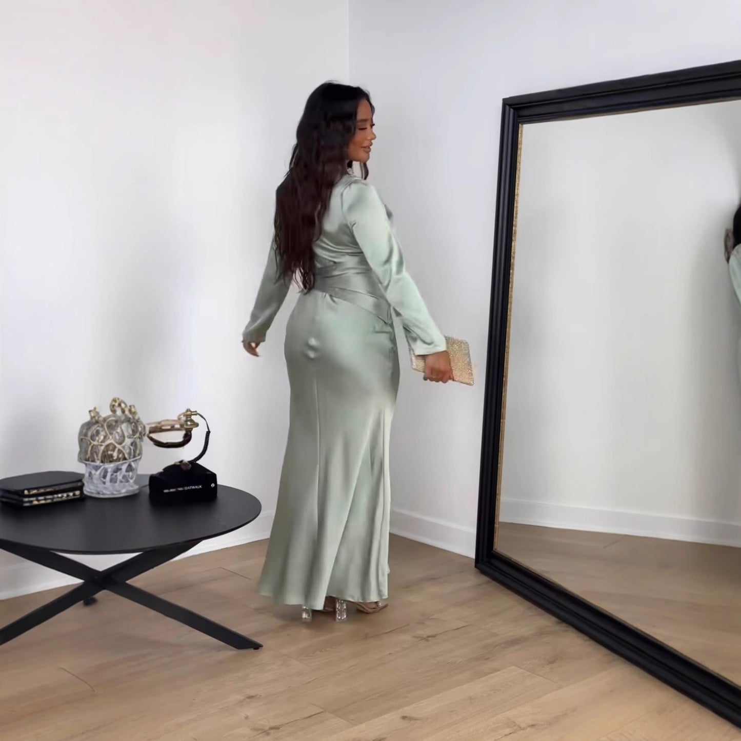 2025 popular autumn and winter new New Popular trade women's clothing  independent station ebay Middle East hip-wrapped satin evening dress