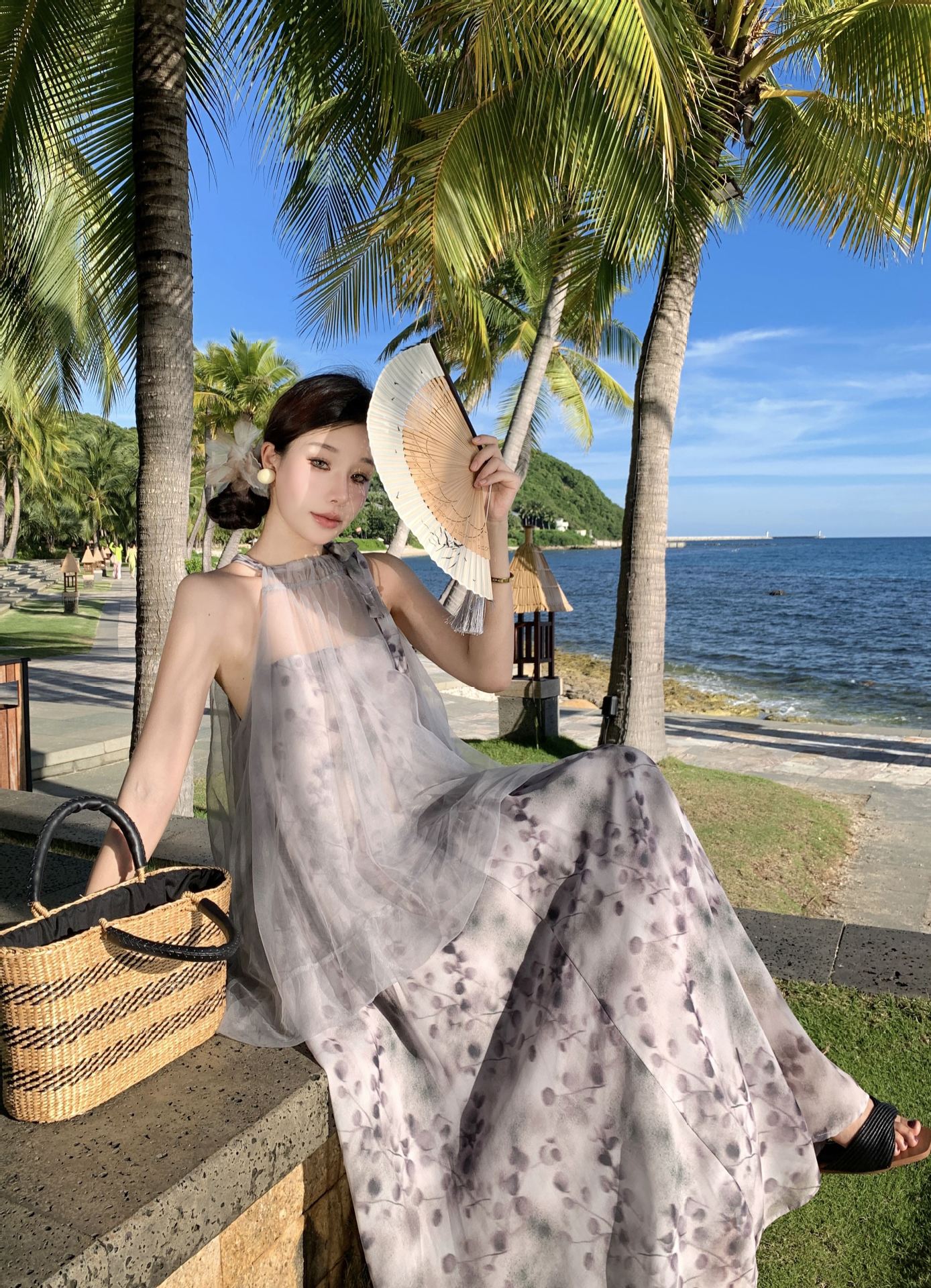 2025 Sanya travel wear beach skirt women's summer new Chinese holiday style fake two-piece printed loose neck dress