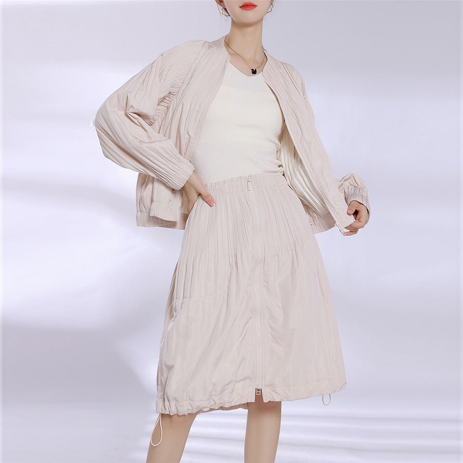 2025 Fashion high-end cotton-padded suit, women's high-end pleated cotton-padded skirt, two-piece set, a complete set for winter wear