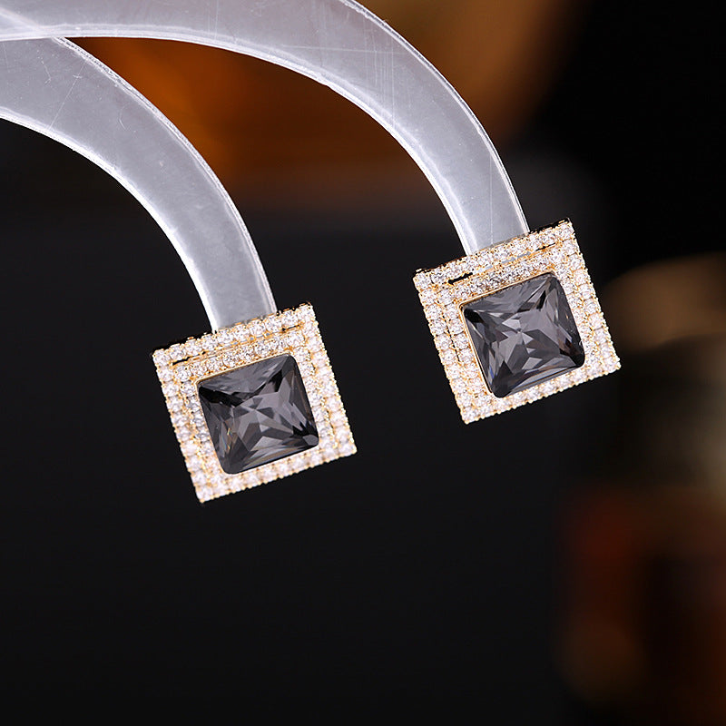 2025 New Korean version fashion temperament blue crystal square stud earrings S925 silver needle geometric earrings women's zircon jewelry