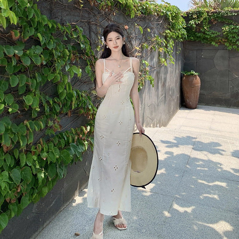 2025 pure desire style niche lace hollow sexy design two-piece dress women's summer vacation suspender dress