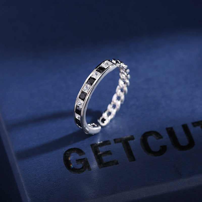 2025 Korean version of simple and versatile ring temperament opening adjustable ring niche design black and white checkerboard tail ring