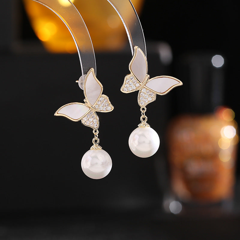 2025 S925 Silver Needle Niche Design Earrings Natural White Fritillary Fresh Natural Super Immortal Temperament Pearl Butterfly Earrings
