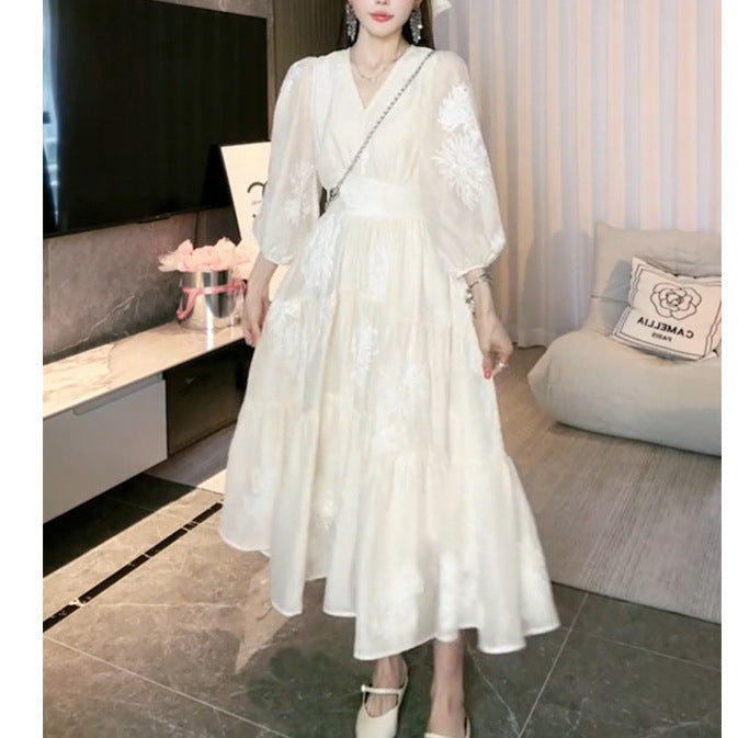 2025 spring new  gentle retro fashion summer new collar high waist thin coffee break embroidery dress