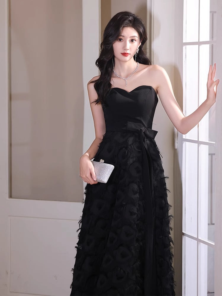 2025 Black tube top evening dress women  new banquet temperament host long dress high-end light luxury niche high sense