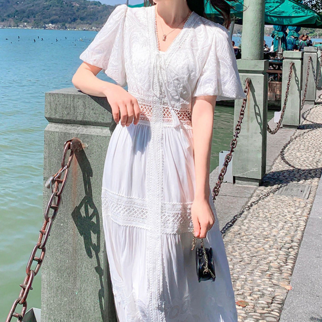 2025 Spot popular popular dress summer and autumn white sweet  bubble sleeve knee long dress beach dress travel