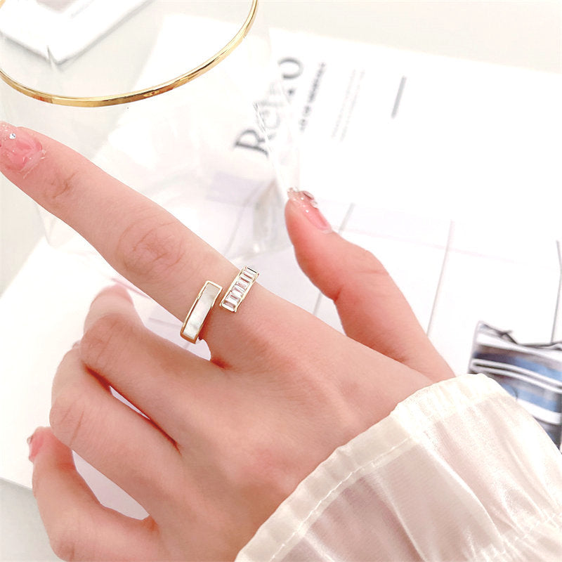 2025 Simple niche temperament zircon mother shell inlaid index finger tail ring 2022 new Korean version adjustable opening ring