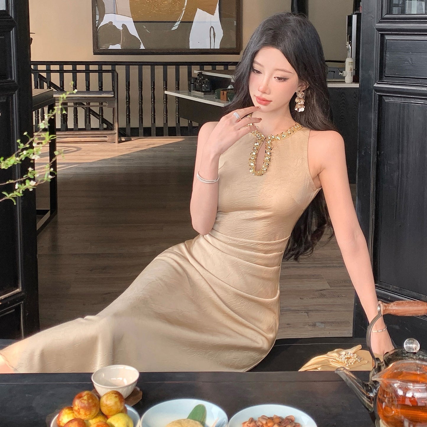 Sequined Beaded Celebrity Women's Clothing 2025 New Chinese U-Neck Sleeveless Party Dress Banquet Long Dress Bag Arm