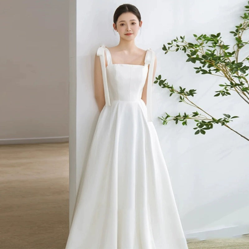 2025 New white  suspender light wedding dress simple and high-end bridal engagement dress Mori travel photography going out dress