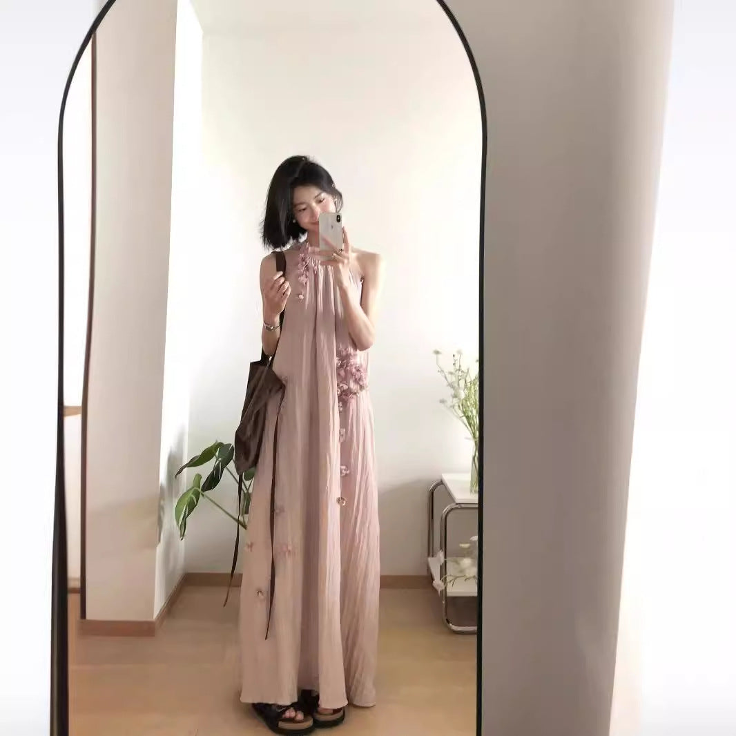 2025 Design pleated flower neck suspender dress lazy wind atmosphere super fairy pendulum holiday beach dress