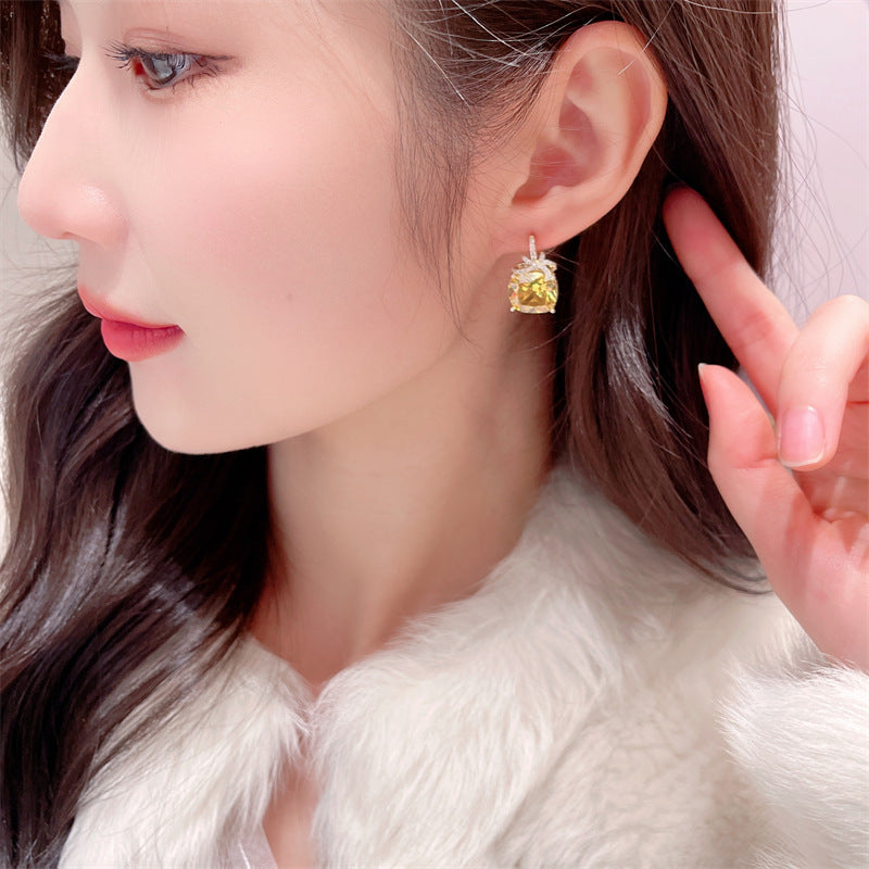2025 Light luxury high-end earrings trendy wholesale s925 silver needle super flash geometric square zircon inlaid bow stud earrings