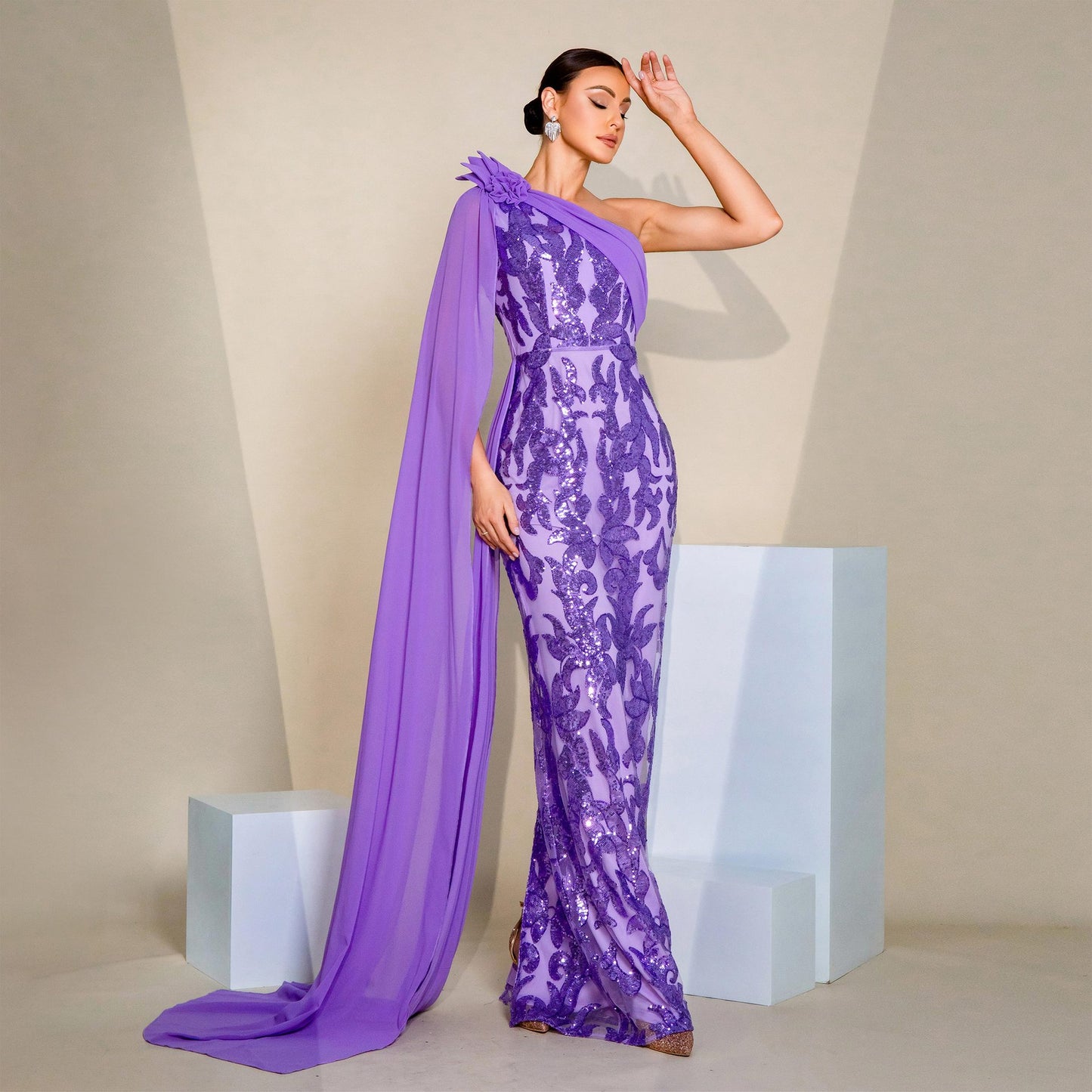 2025 women's clothing new high-end temperament long-sleeved diagonal collar streamer banquet hip-wrapped sequined evening dress dress