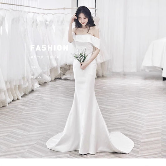 2025 One-word shoulder sexy backless satin light wedding dress simple atmosphere trailing  new thin fishtail bride wedding