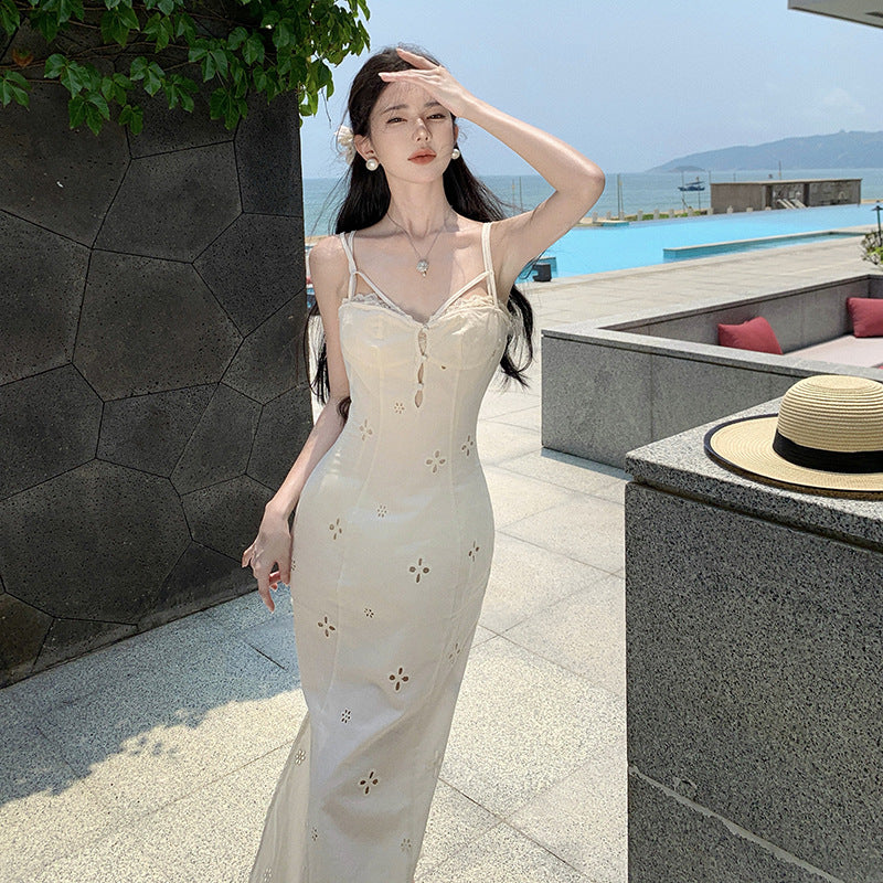 2025 pure desire style niche lace hollow sexy design two-piece dress women's summer vacation suspender dress