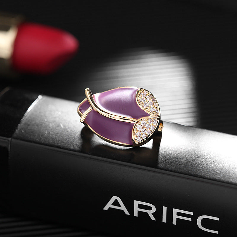 2025 New Korean tulip brooch fashionable personalized oil drop pin gold micro-inlaid zircon small collar wholesale