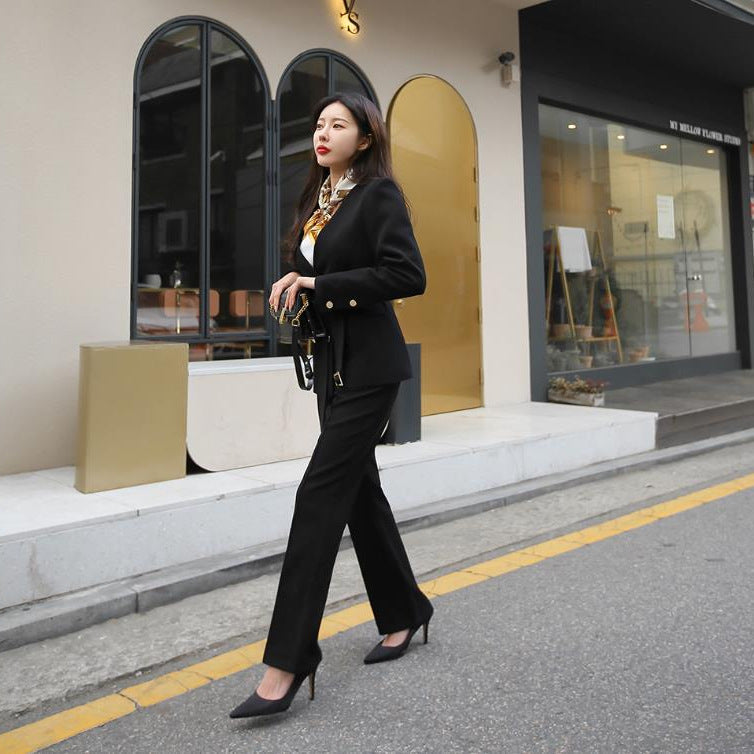 Workplace tooling two-piece set 2025 spring and autumn collarless design sense chic blazer and trousers interview suit women