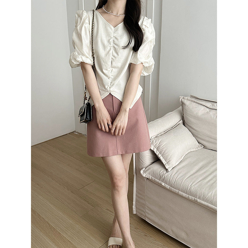 2025 popular summer pleated bubble sleeve design sense v-neck top shows  temperament solid color top 2837